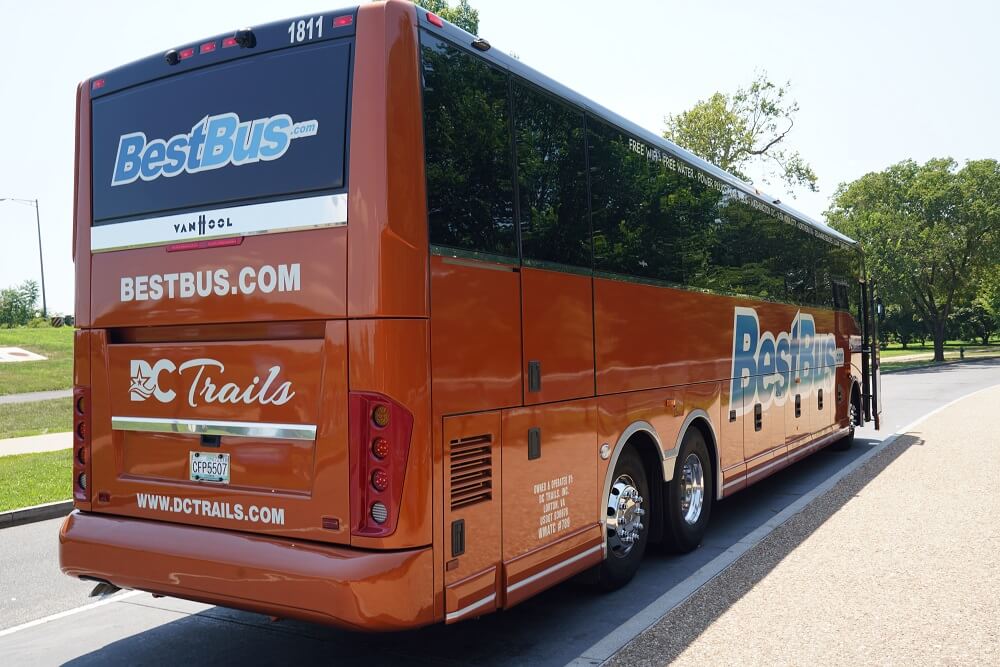 Finding the Best Holiday Bus Travel Deals & Other Travel Tips  