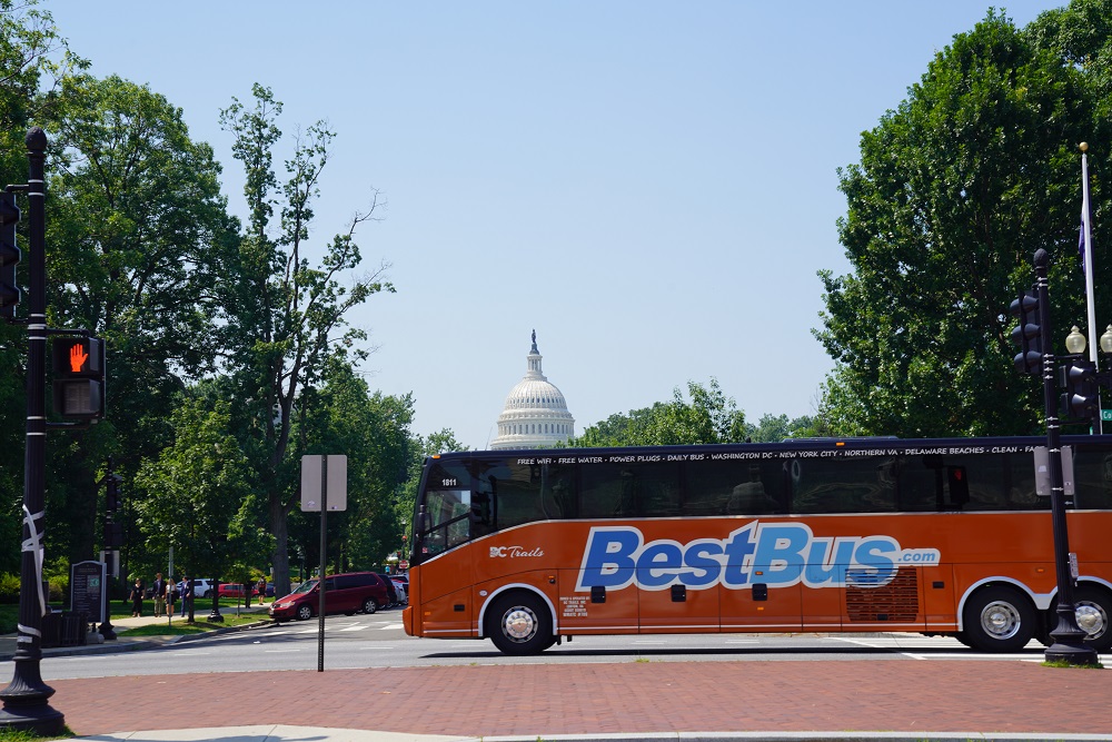 See DC for Less on A New York To Washington DC Luxury Bus 